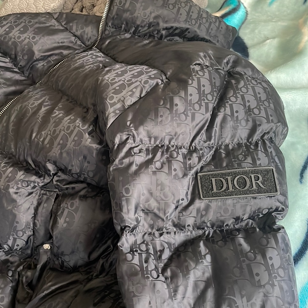 Need $ asap! No trades! Size M! Worn once!